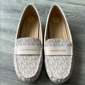 Michael Kors Women's Cream Loafers